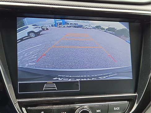 Used 2023 Chevrolet TrailBlazer LT w/ Convenience Package FWD image 16