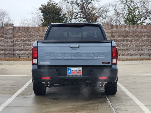 Certified 2025 Honda Ridgeline TrailSport image 7