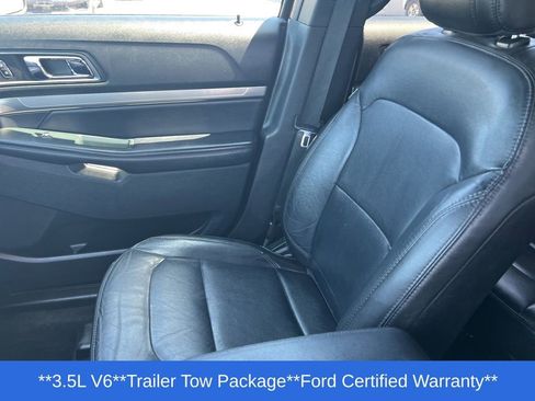 Used 2018 Ford Explorer XLT w/ Equipment Group 202A AWD/4WD image 23