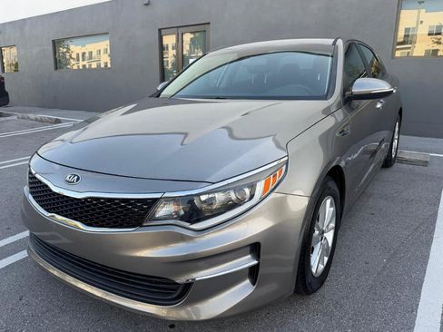 Used 2016 Kia Optima LX FWD image 3