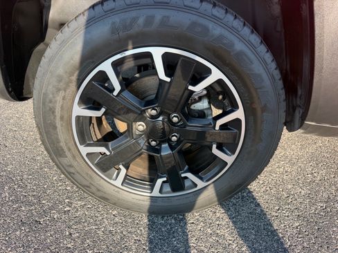 Used 2023 Jeep Renegade Trailhawk AWD/4WD image 18
