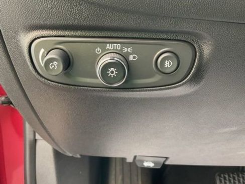 Used 2020 Chevrolet Equinox LT image 24