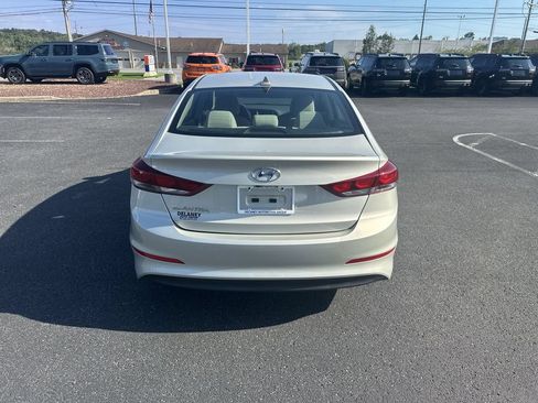 Used 2018 Hyundai Elantra Value Edition FWD image 7