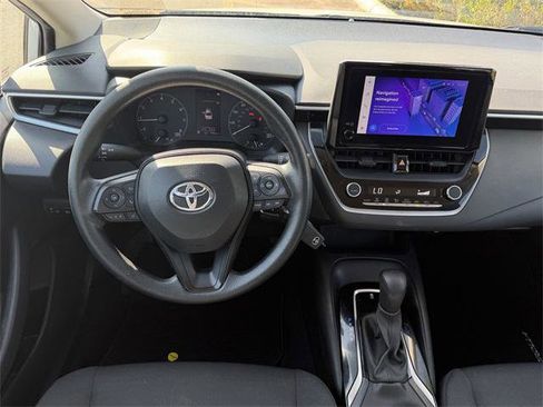 Certified 2024 Toyota Corolla LE image 10