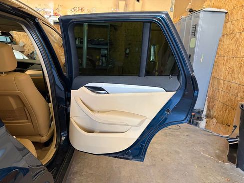 Used 2015 BMW X1 sDrive28i image 34