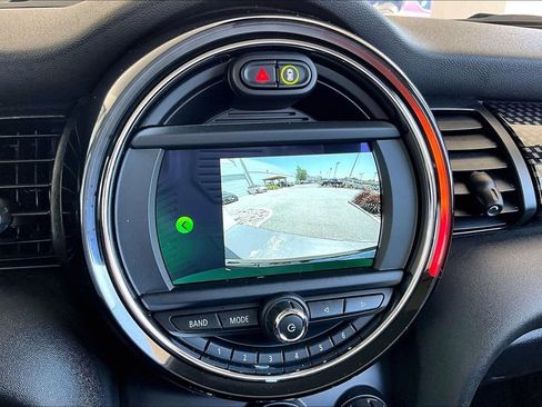 Used 2021 MINI Cooper SE w/ 6.5" Touchscreen Package FWD image 14
