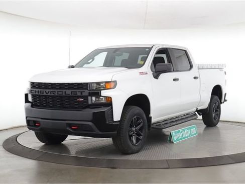 Used 2020 Chevrolet Silverado 1500 Custom Trail Boss w/ LPO, Dark Essentials Package AWD/4WD image 10