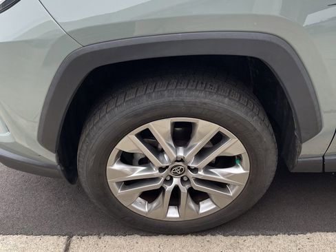Used 2021 Toyota RAV4 XLE Premium FWD image 22