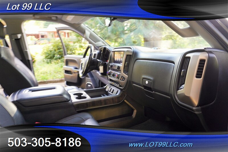 Used 2016 GMC Sierra 2500 Denali w/ Duramax Plus Package AWD/4WD image 19