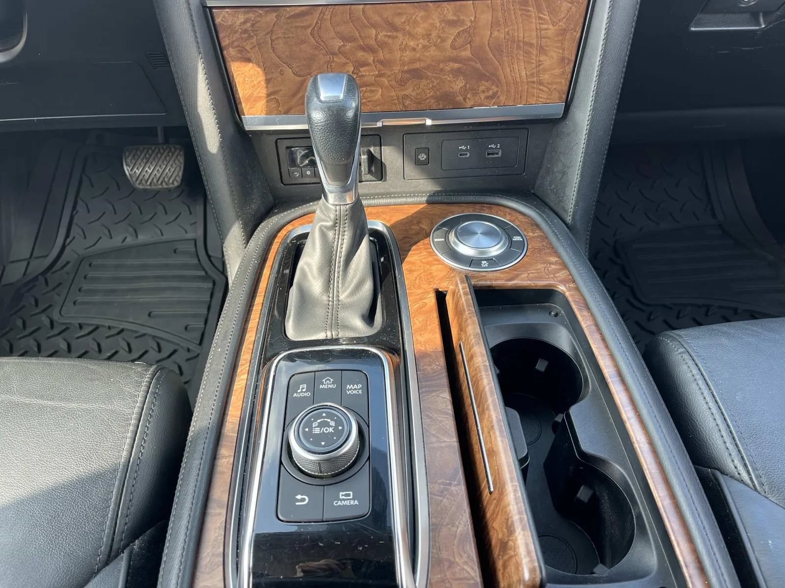 Used 2023 Nissan Armada SL RWD image 16