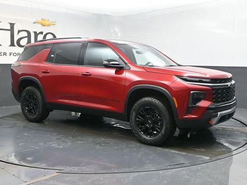 New 2026 Chevrolet Traverse Z71 w/ Driver Confidence Package image 6