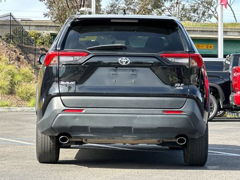 Used 2024 Toyota RAV4 XLE w/ Weather Package image 4