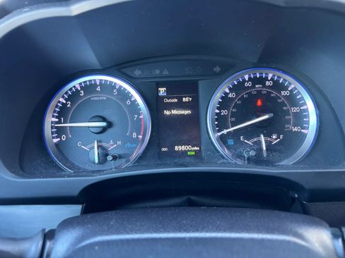 Used 2019 Toyota Highlander XLE AWD/4WD image 19