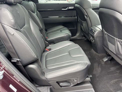 Used 2024 Hyundai Palisade Calligraphy image 17