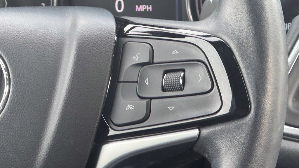 Used 2023 Buick Enclave Essence FWD image 18