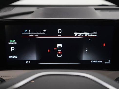 Used 2023 Nissan Ariya AWD image 18