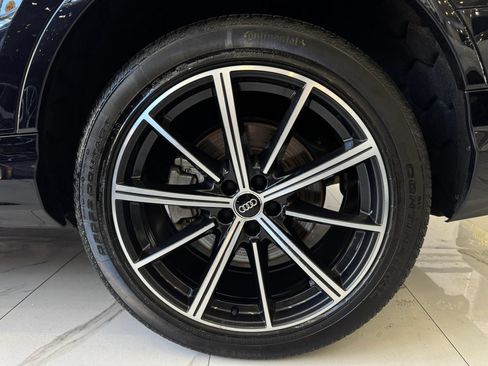Used 2020 Audi Q7 3.0T Prestige AWD/4WD image 9