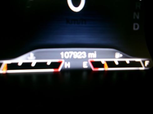 Used 2015 Jeep Grand Cherokee Limited image 16