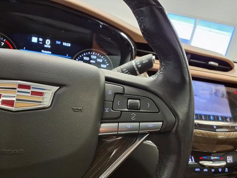 Used 2020 Cadillac XT6 Premium Luxury w/ Platinum Package image 32