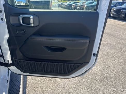 New 2026 Jeep Wrangler Sahara image 9