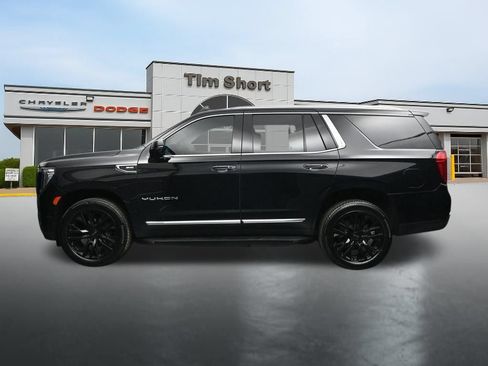 Used 2022 GMC Yukon SLT w/ SLT Premium Package AWD/4WD image 2