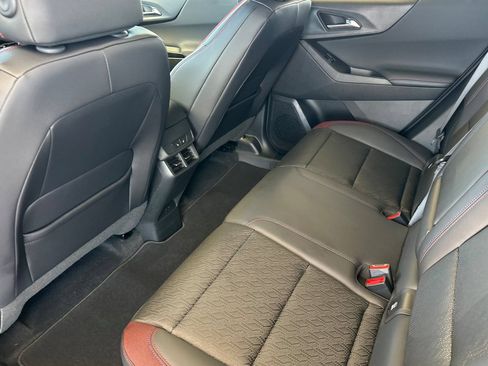 New 2026 Chevrolet Equinox RS w/ Convenience Package III AWD/4WD image 13