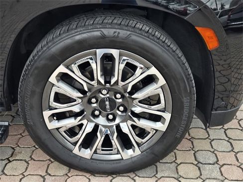 Used 2024 GMC Yukon Denali Ultimate image 22