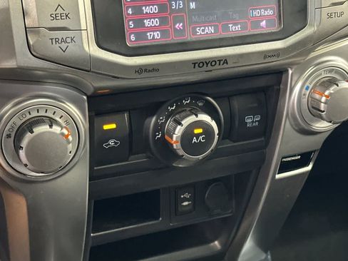 Used 2014 Toyota 4Runner SR5 Premium AWD/4WD image 21