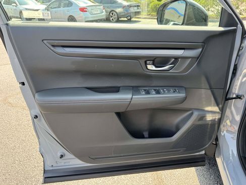 Used 2026 Honda CR-V Sport image 6