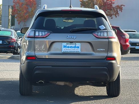 Used 2020 Jeep Cherokee Latitude image 9