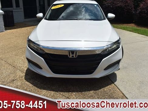 Used 2019 Honda Accord LX image 4