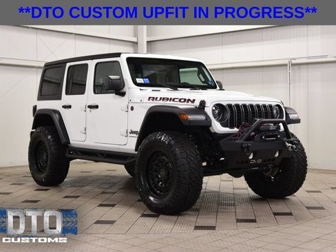 Used 2025 Jeep Wrangler Unlimited Rubicon AWD/4WD image 1