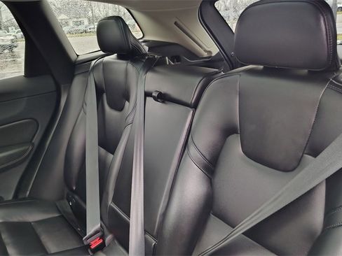 Certified 2023 Volvo XC60 B5 Core w/ Climate Package image 26