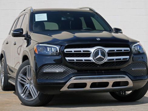 Used 2022 Mercedes-Benz GLS 450 4MATIC image 4