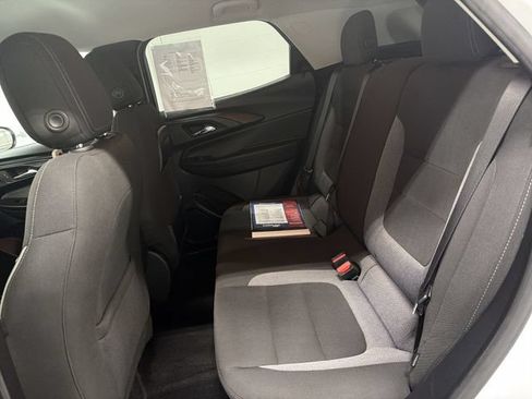 Certified 2025 Chevrolet TrailBlazer LT AWD/4WD image 16