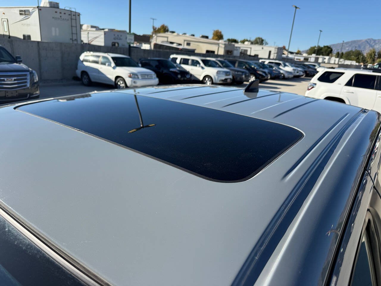 Used 2023 Nissan Frontier PRO-4X w/ Pro-4X Premium Package AWD/4WD image 9