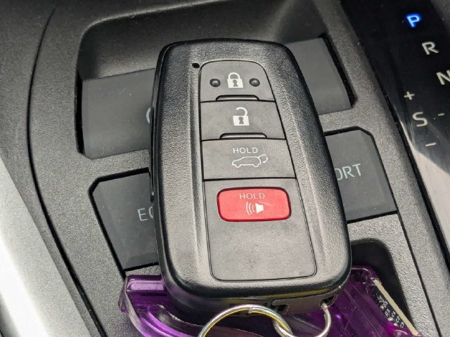 Used 2023 Toyota RAV4 XLE w/ Convenience Package FWD image 29