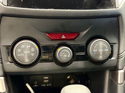 Used 2023 Subaru Forester Premium image 10