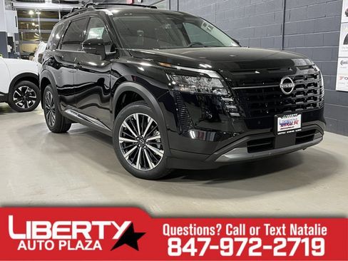 New 2026 Nissan Pathfinder Platinum AWD/4WD image 1