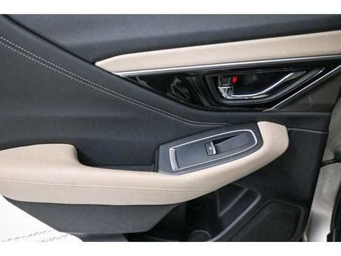 Used 2020 Subaru Outback Limited image 24