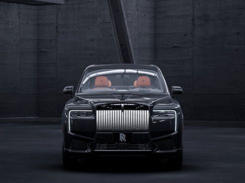 New 2027 Rolls-Royce Cullinan Black Badge AWD/4WD image 2