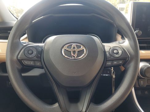 Used 2023 Toyota RAV4 LE image 20