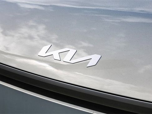 New 2024 Kia EV9 Wind image 6