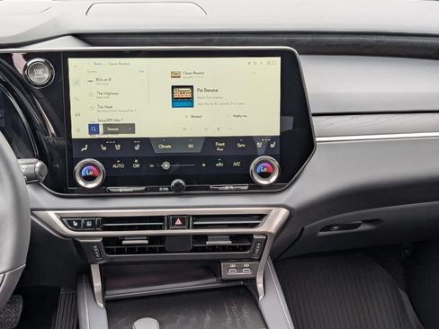New 2026 Lexus RX 350 AWD image 15