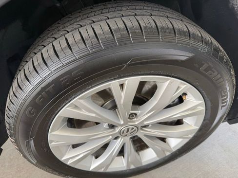 Used 2019 Volkswagen Tiguan S w/ Driver Assistance Package FWD image 38