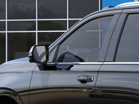New 2026 Chevrolet Tahoe Premier AWD/4WD image 14