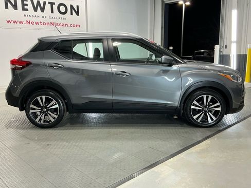 Used 2020 Nissan Kicks SV image 27