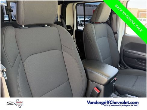 Used 2022 Jeep Gladiator Sport AWD/4WD image 25