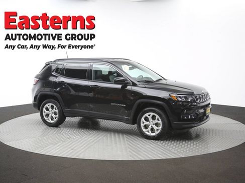Used 2024 Jeep Compass Latitude AWD/4WD image 46