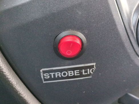 Used 2018 Chevrolet Silverado 1500 W/T w/ Trailering Package image 29